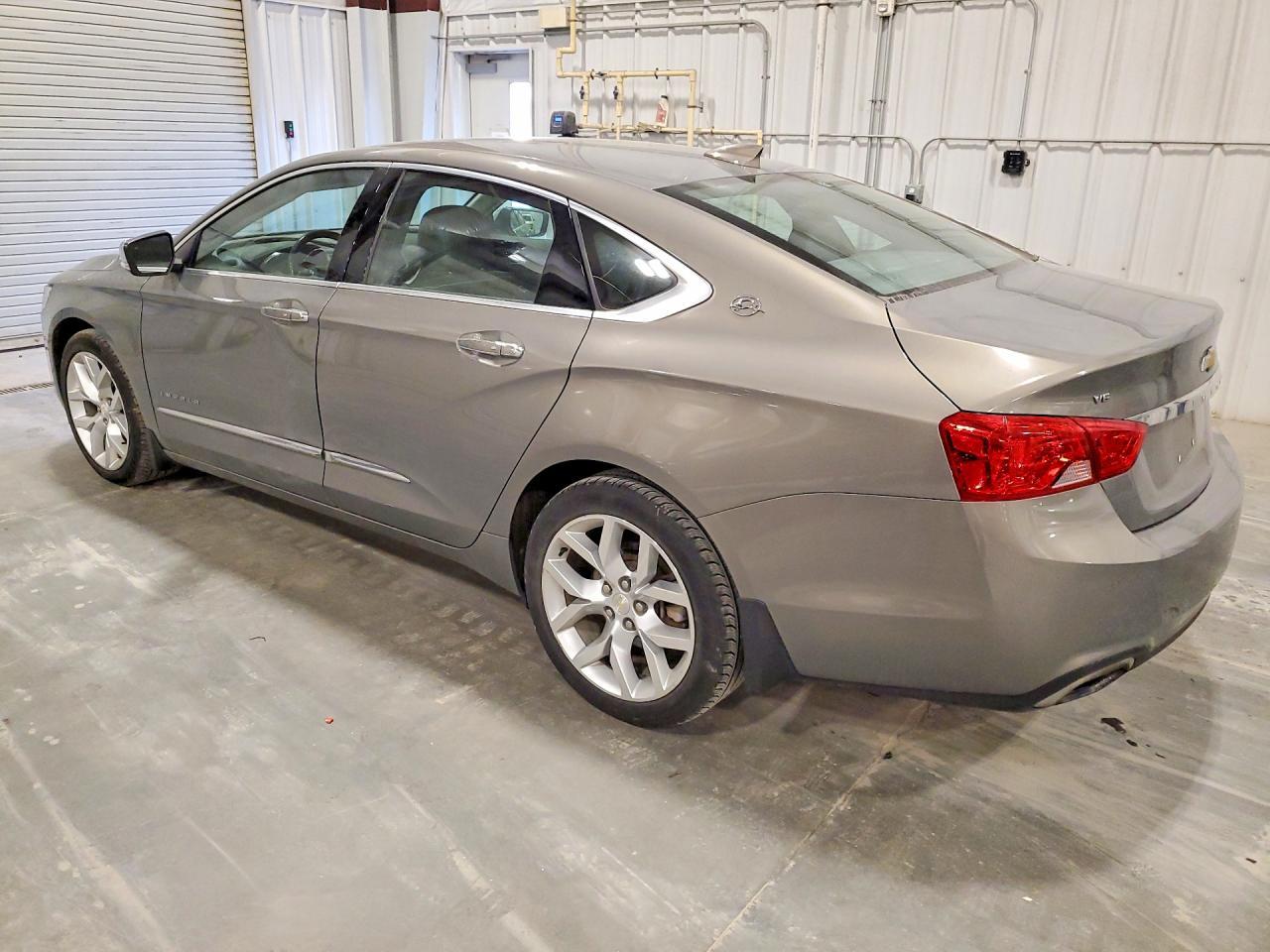 2018 Chevrolet Impala Premier - Фото 2