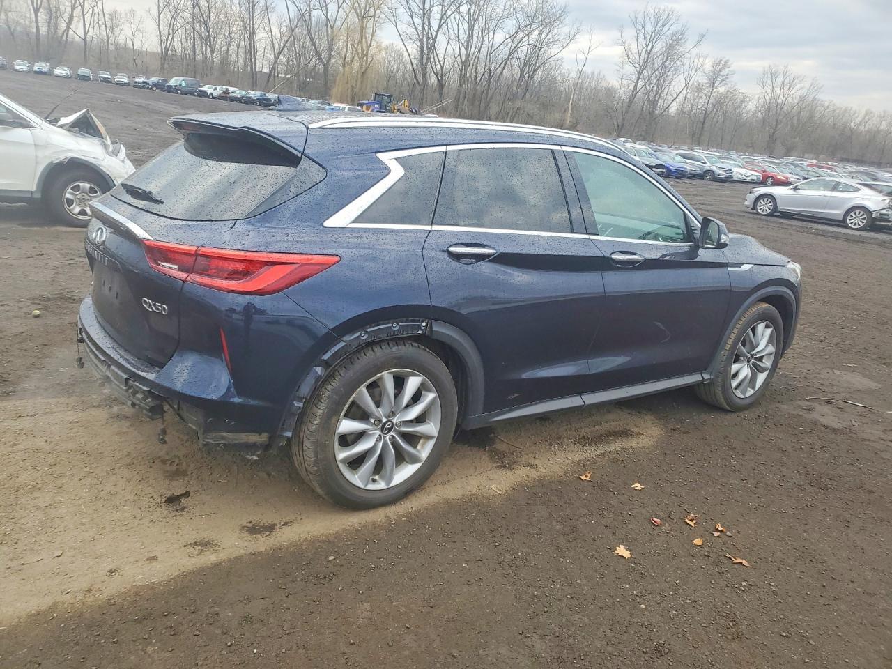 2021 Infiniti Qx50 Luxe - Image 3