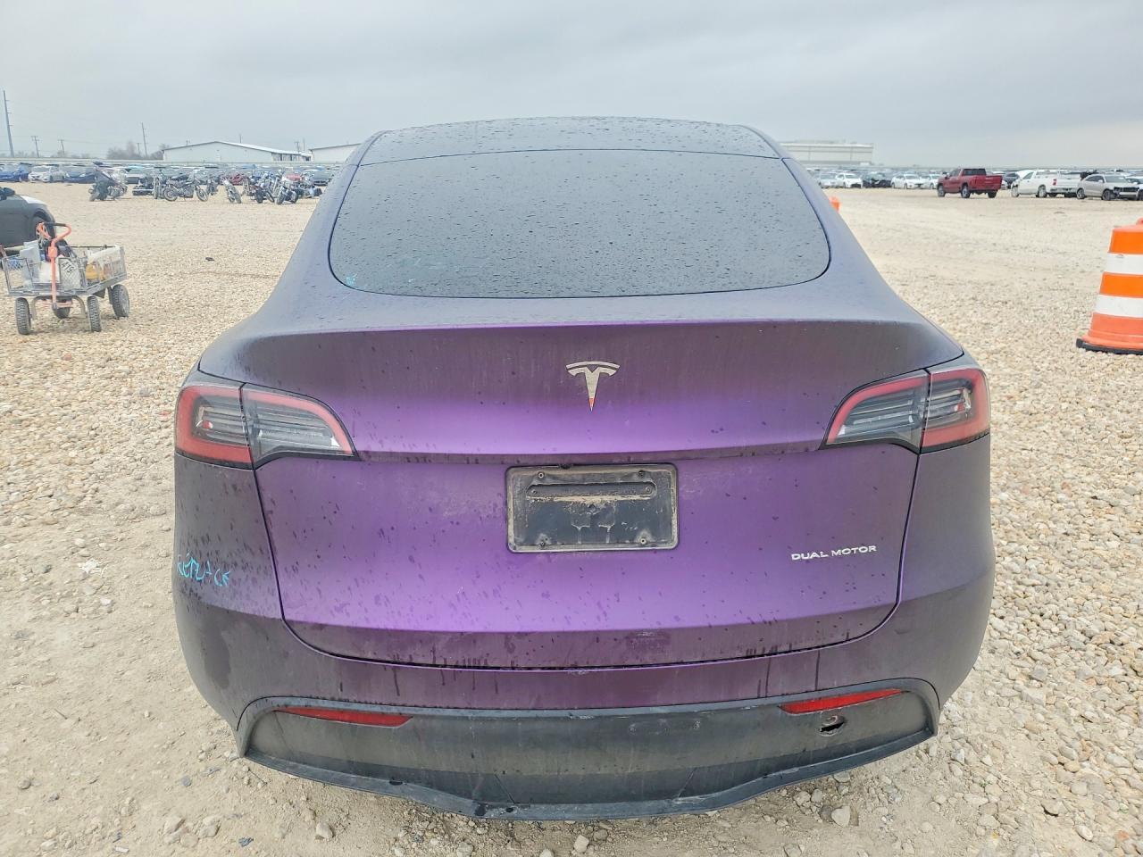 2024 Tesla Model Y - Image 6