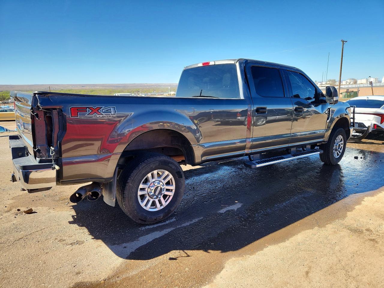 2019 Ford F250 Super Duty - Фото 3