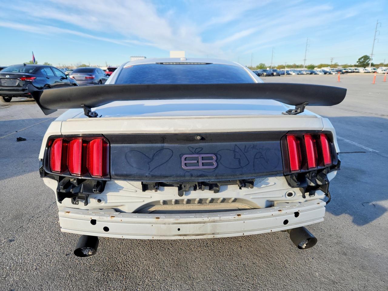 2016 Ford Mustang - Фото 6