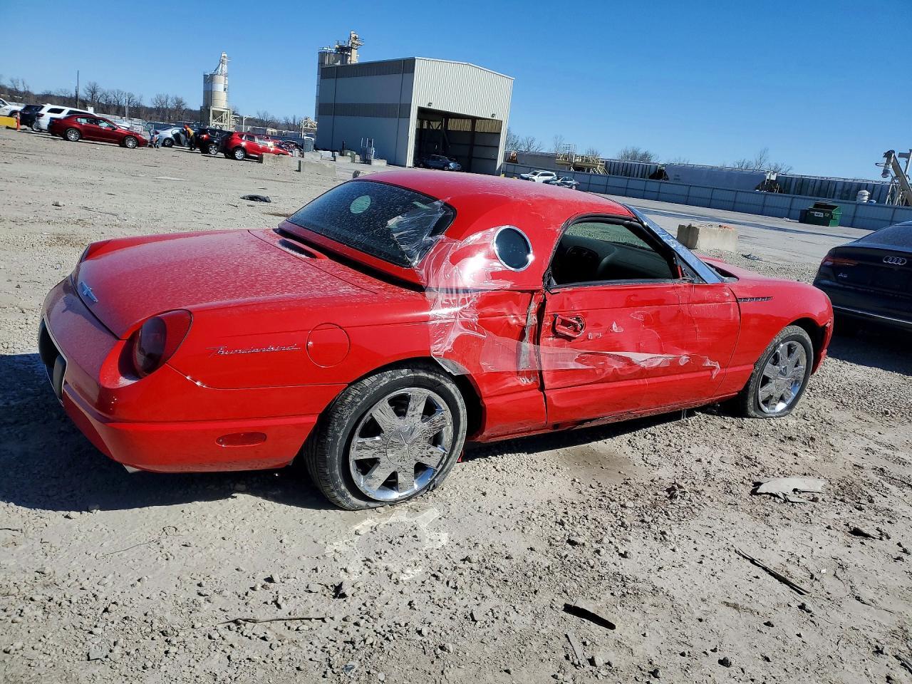2002 Ford Thunderbird - Фото 3