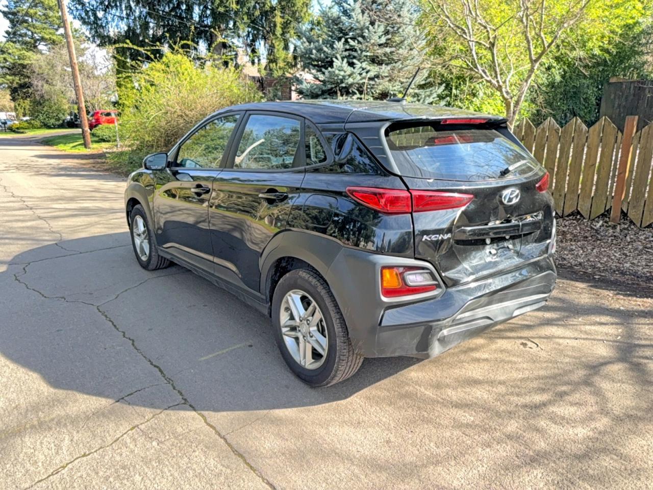 2021 Hyundai Kona Se - Image 3