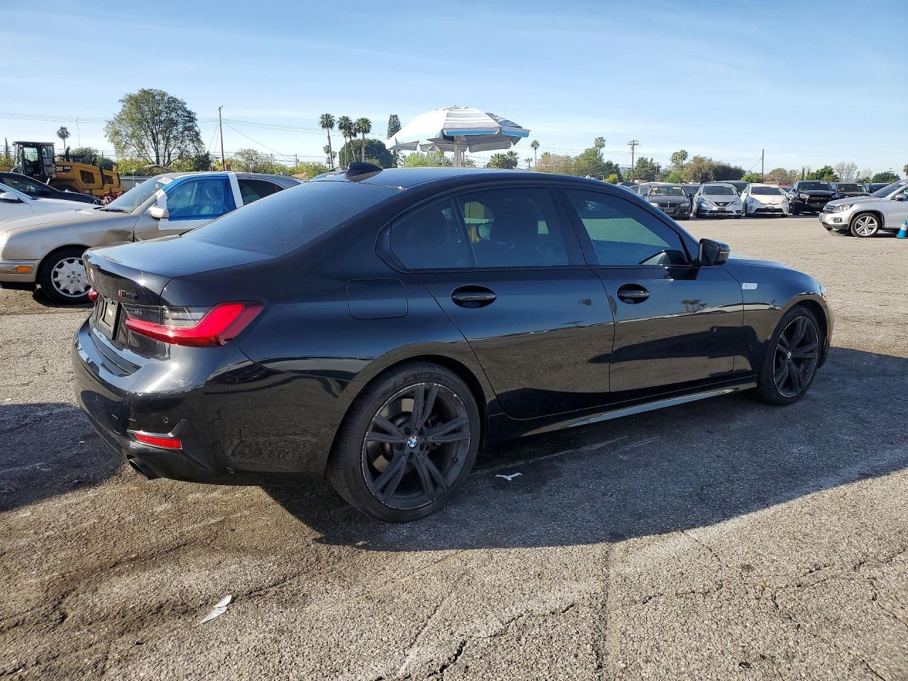 2022 BMW 330I - Image 3