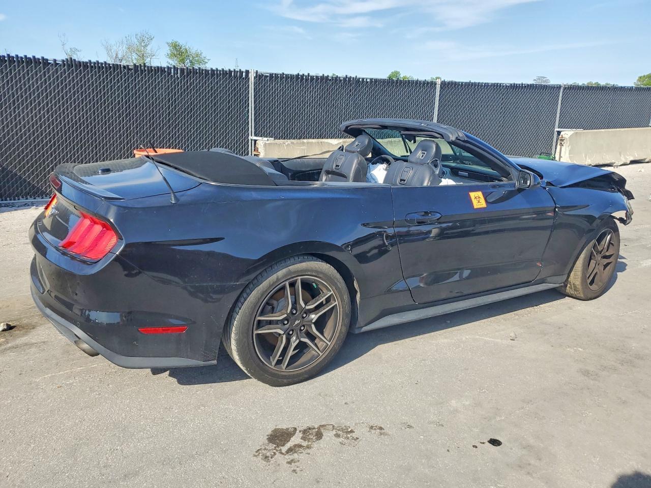 2021 Ford Mustang - Фото 3