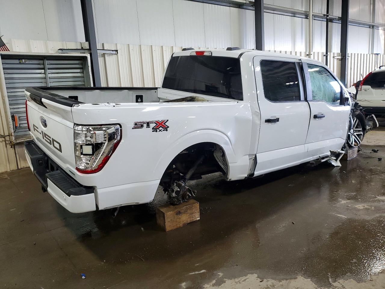 2021 Ford F150 Supercrew - Фото 3