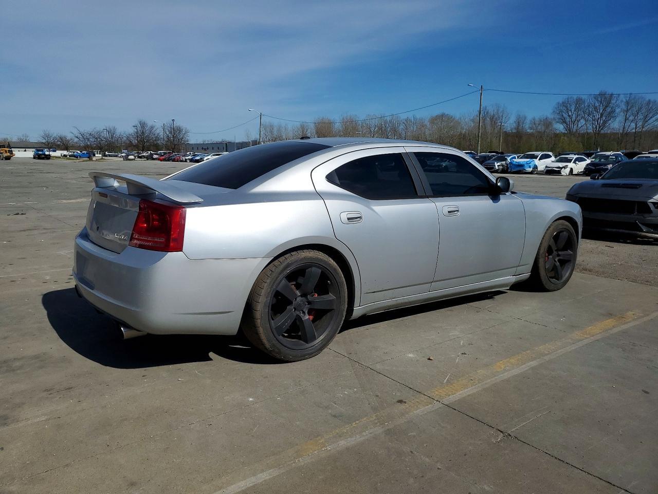2006 Dodge Charger Srt-8 - Image 3