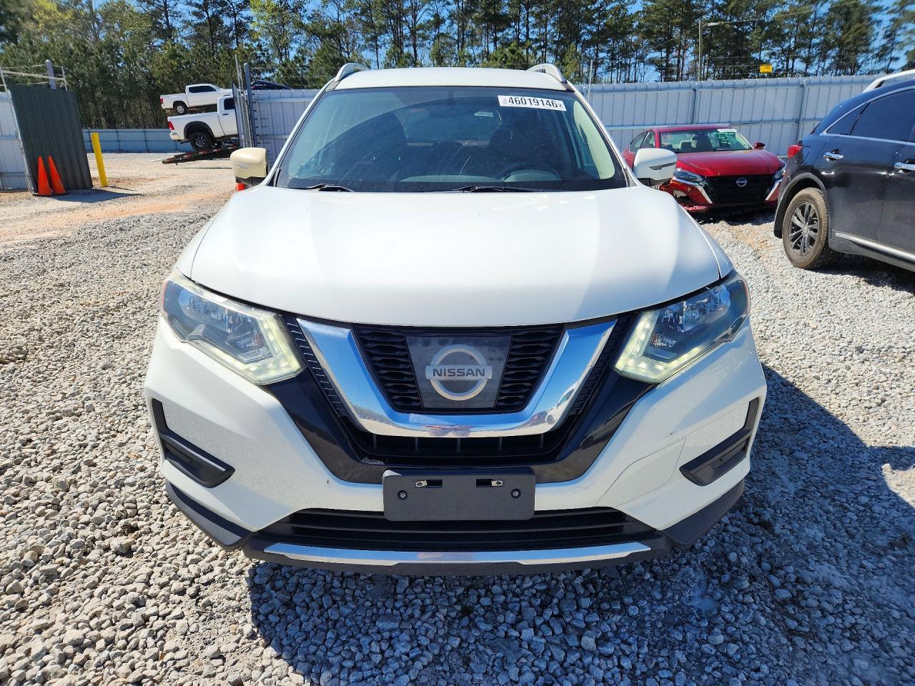 2017 Nissan Rogue - Image 5