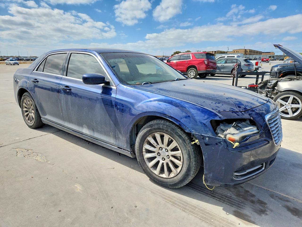 2014 Chrysler 300 - Фото 4