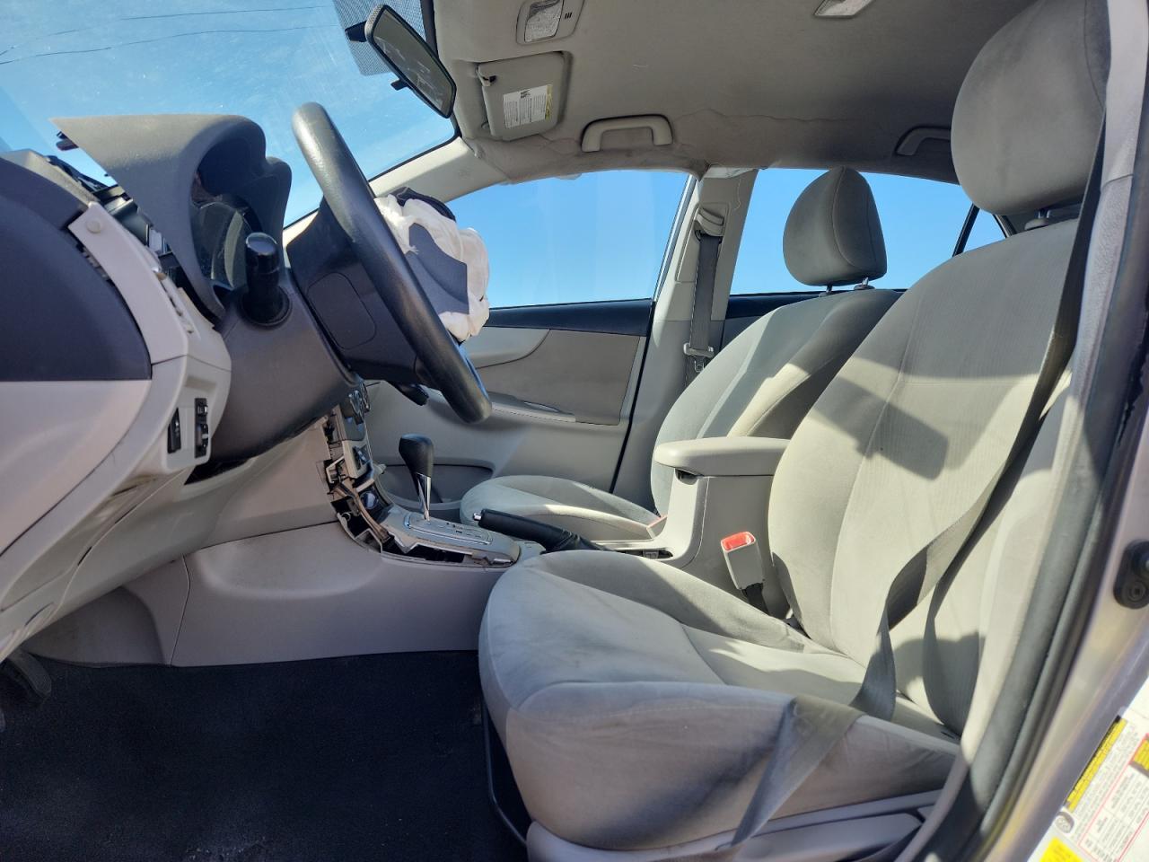2013 Toyota Corolla Le - Image 7