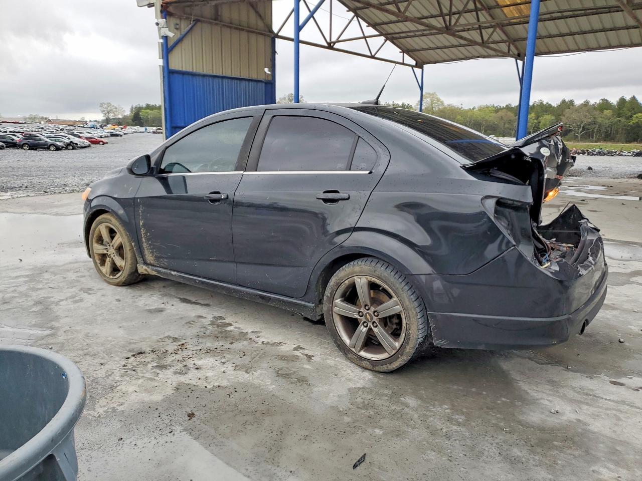 2014 Chevrolet Sonic Rs - Image 2