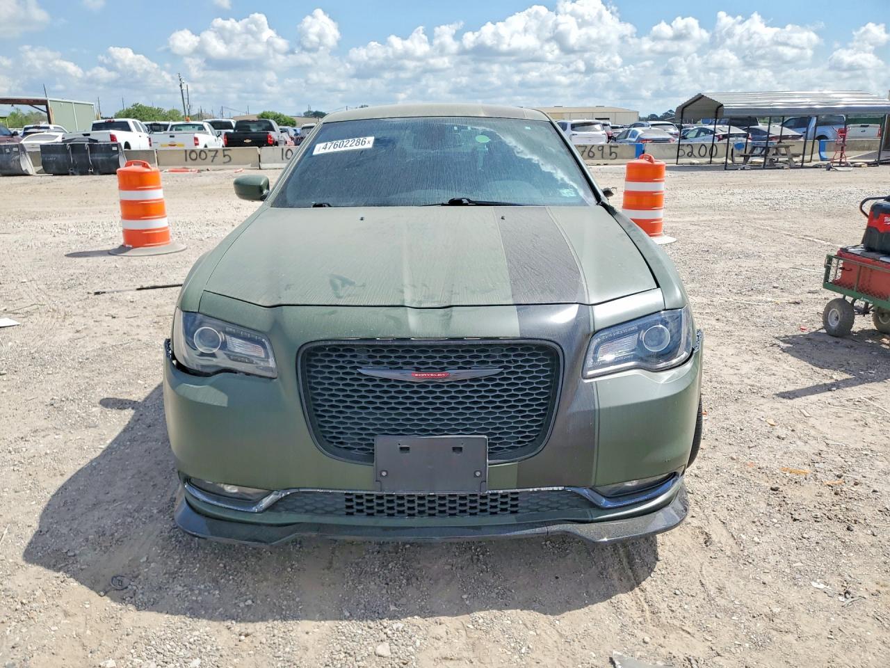 2020 Chrysler 300 S - Фото 5