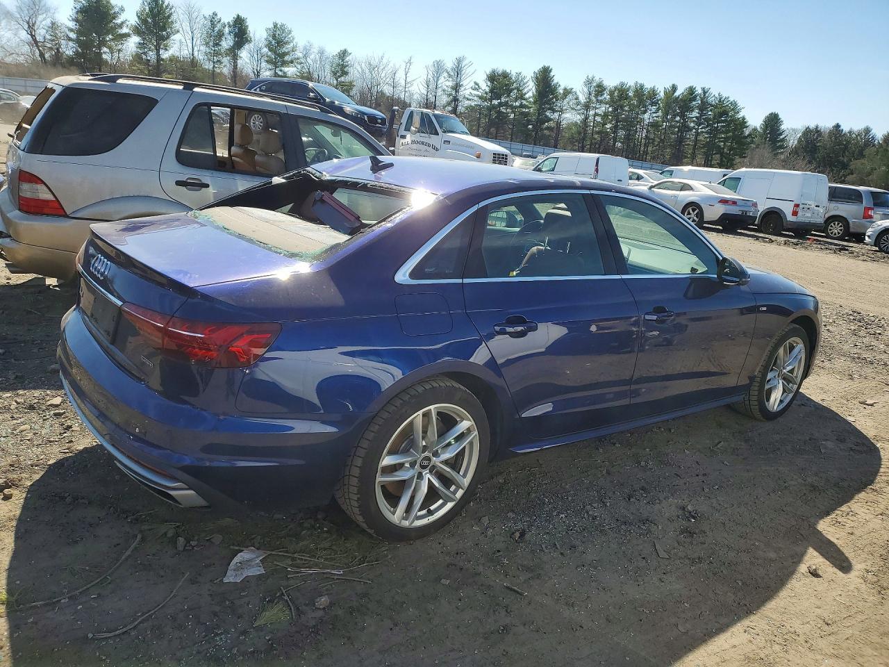 2021 Audi A4 Premium Plus 45 - Фото 3