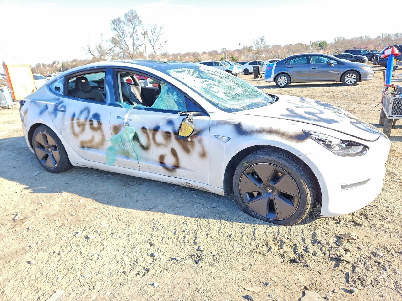 2021 Tesla Model 3 - Image 4