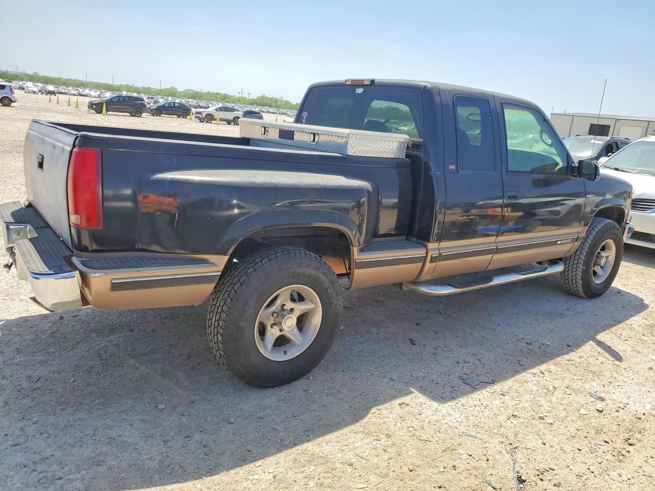1997 Chevrolet Gmt-400 K1500 - Фото 3