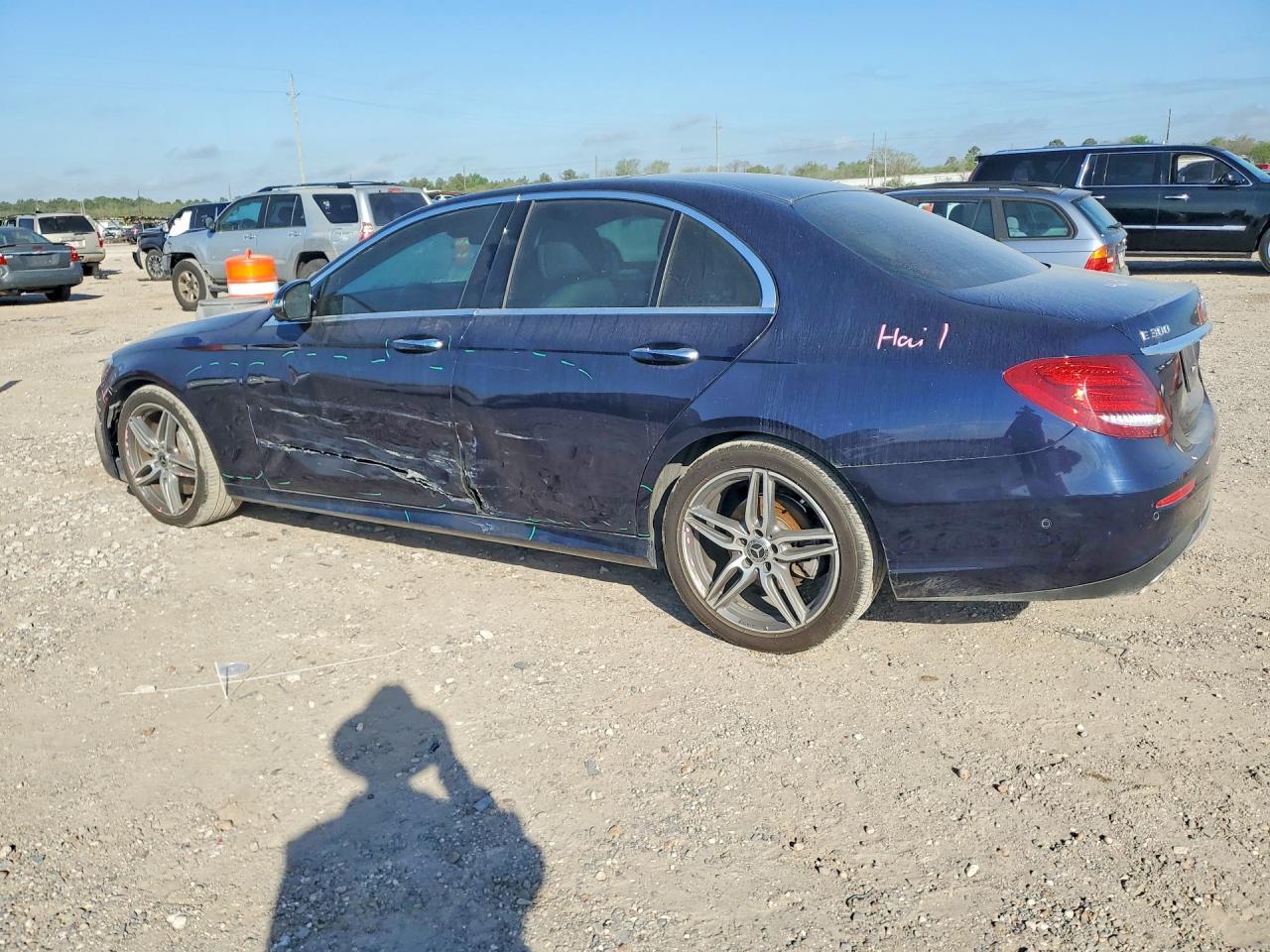 2017 Mercedes-Benz E 300 - Фото 2