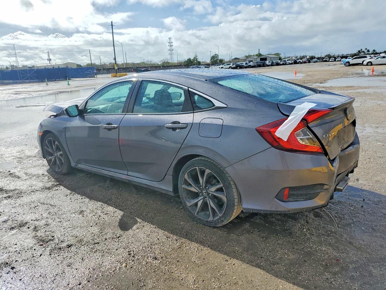 2019 Honda Civic Sport - Image 2