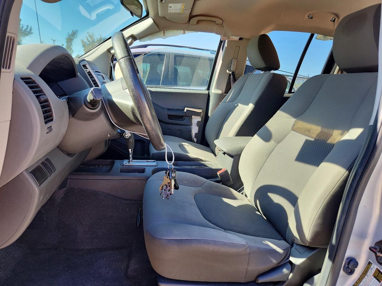 2015 Nissan Xterra X - Фото 7