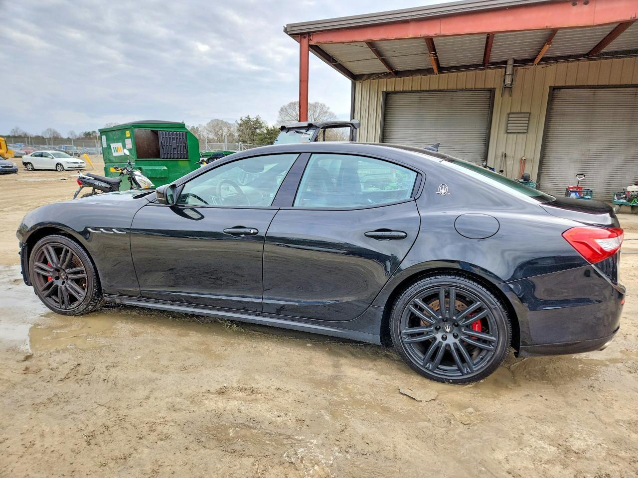 2017 Maserati Ghibli Sport - Фото 2