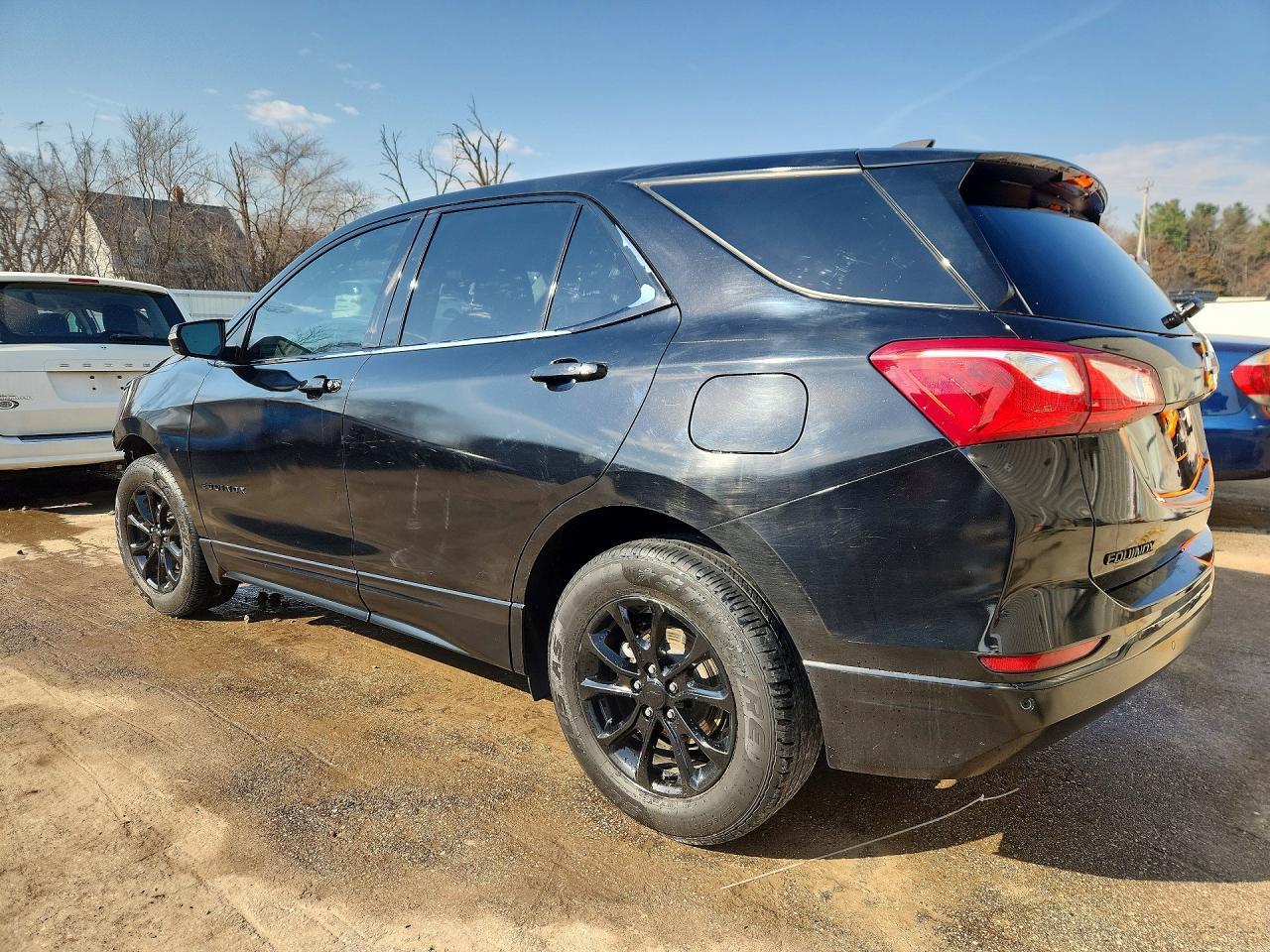 2019 Chevrolet Equinox Lt - Image 2