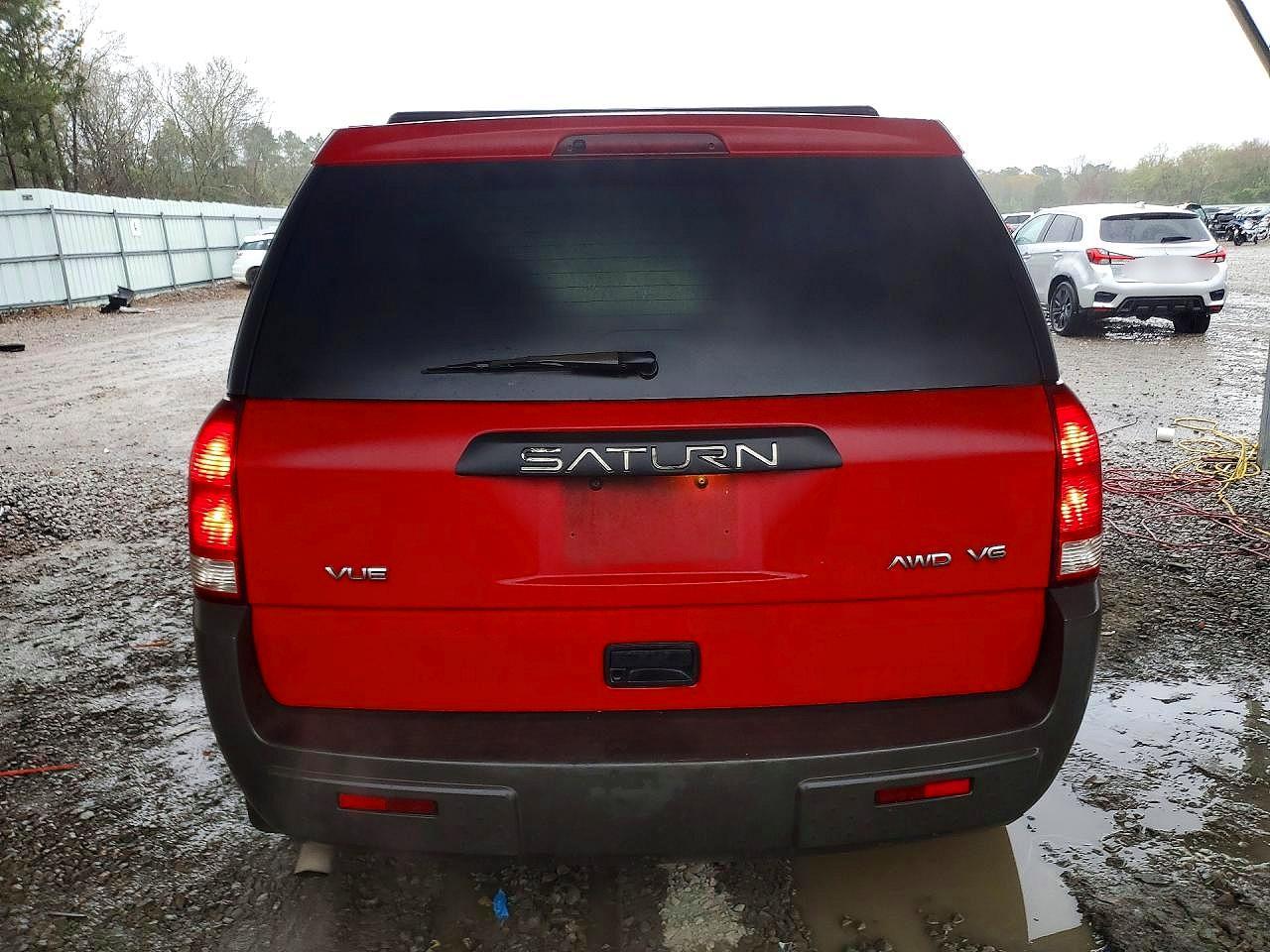 2004 Saturn Vue - Image 6