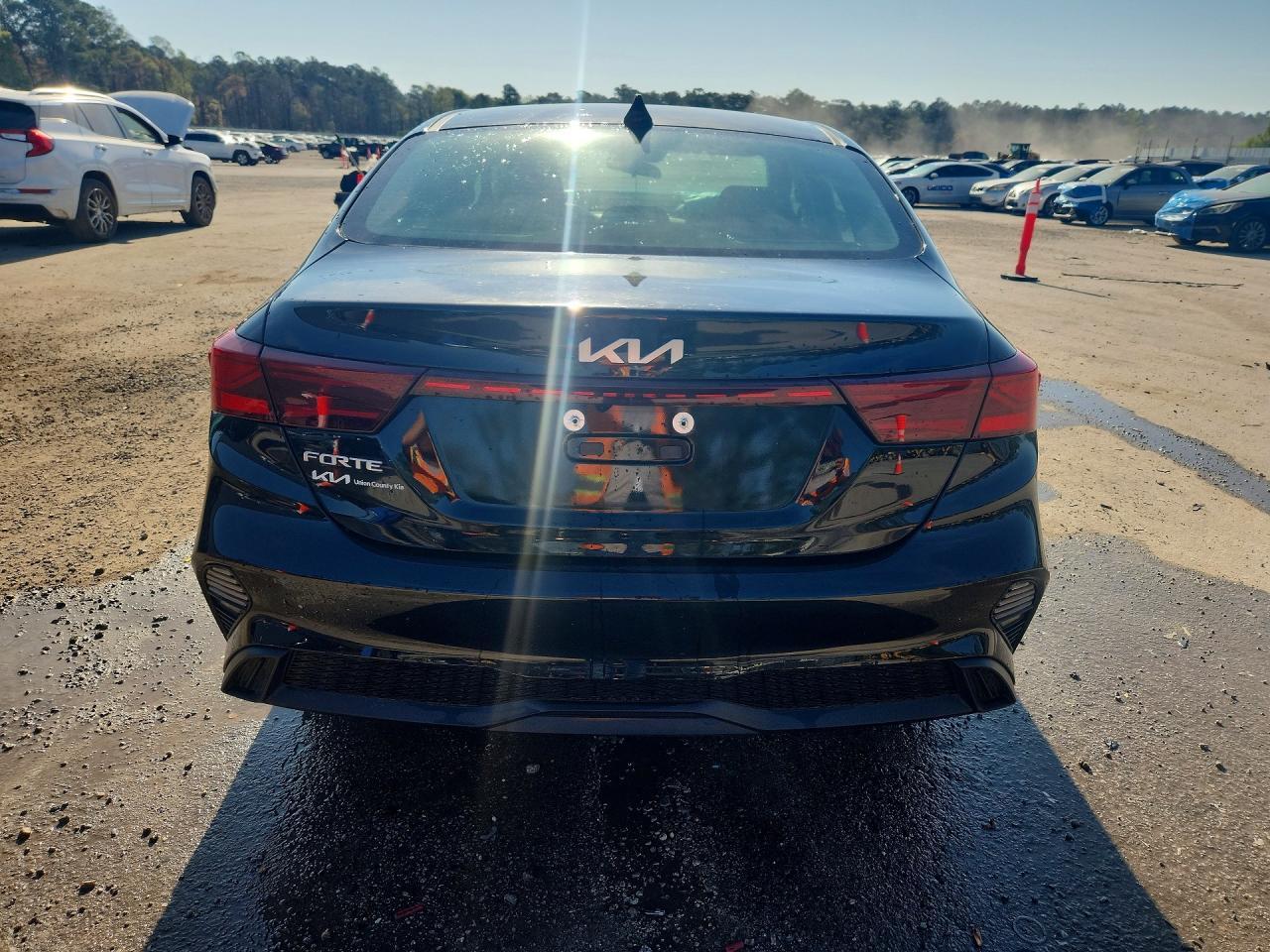 2024 Kia Forte Lx - Фото 6