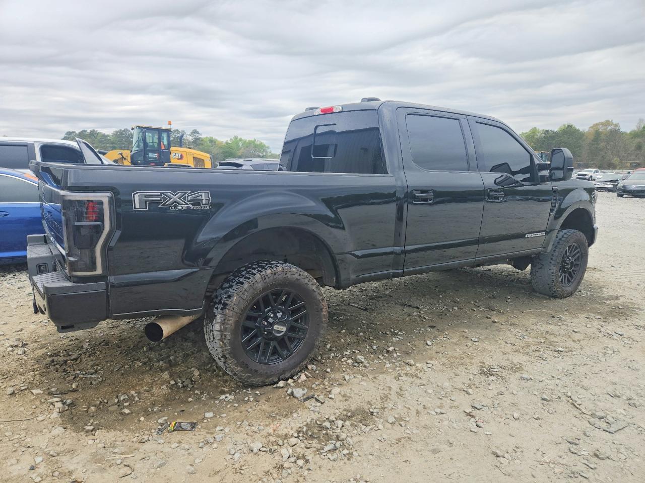2022 Ford F250 Super Duty - Фото 3