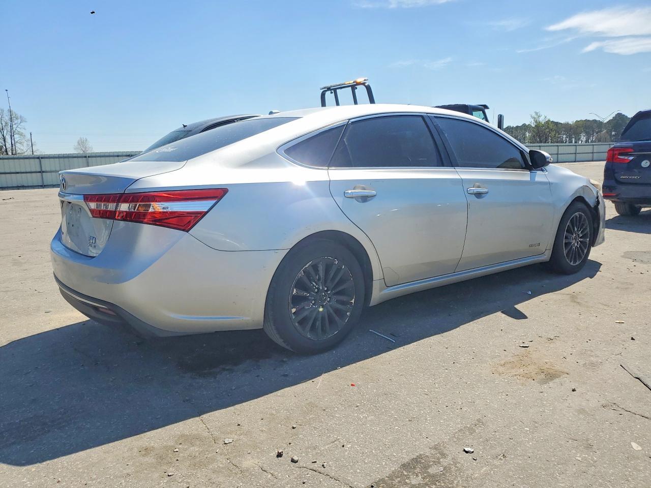 2013 Toyota Avalon Hybrid Xle Touring - Фото 3