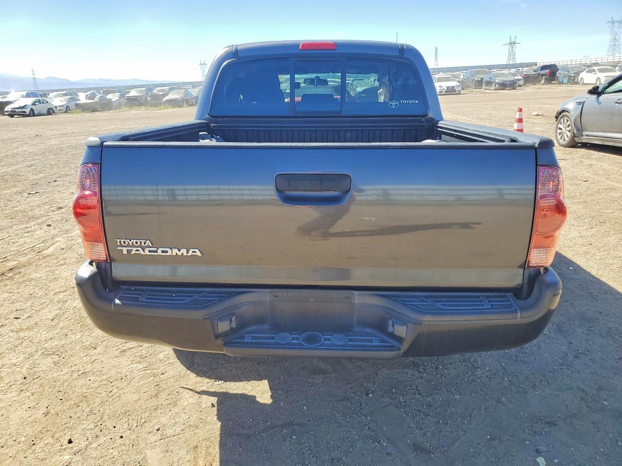 2015 Toyota Tacoma Base - Image 6
