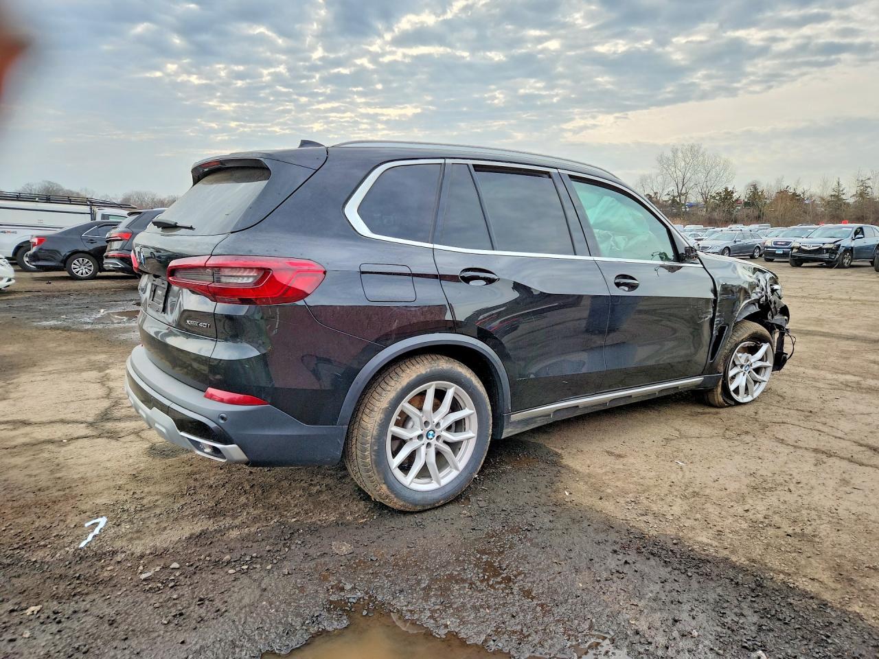 2019 BMW X5 xDrive40I - Фото 3