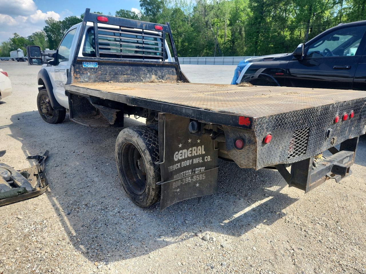 2013 Ford F450 Super Duty Flatbed Truck - Фото 2