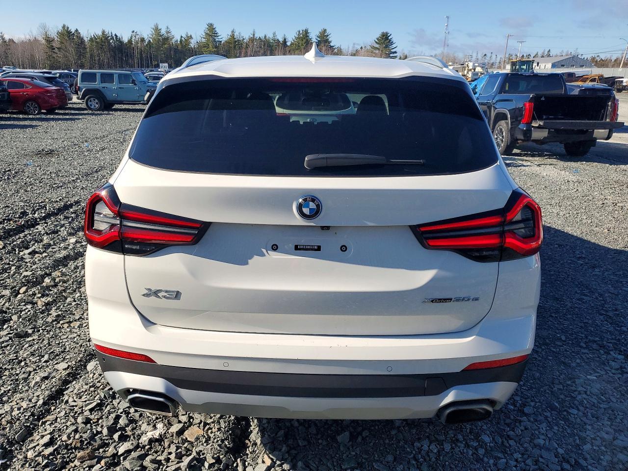 2022 BMW X3 xDrive30E - Фото 6