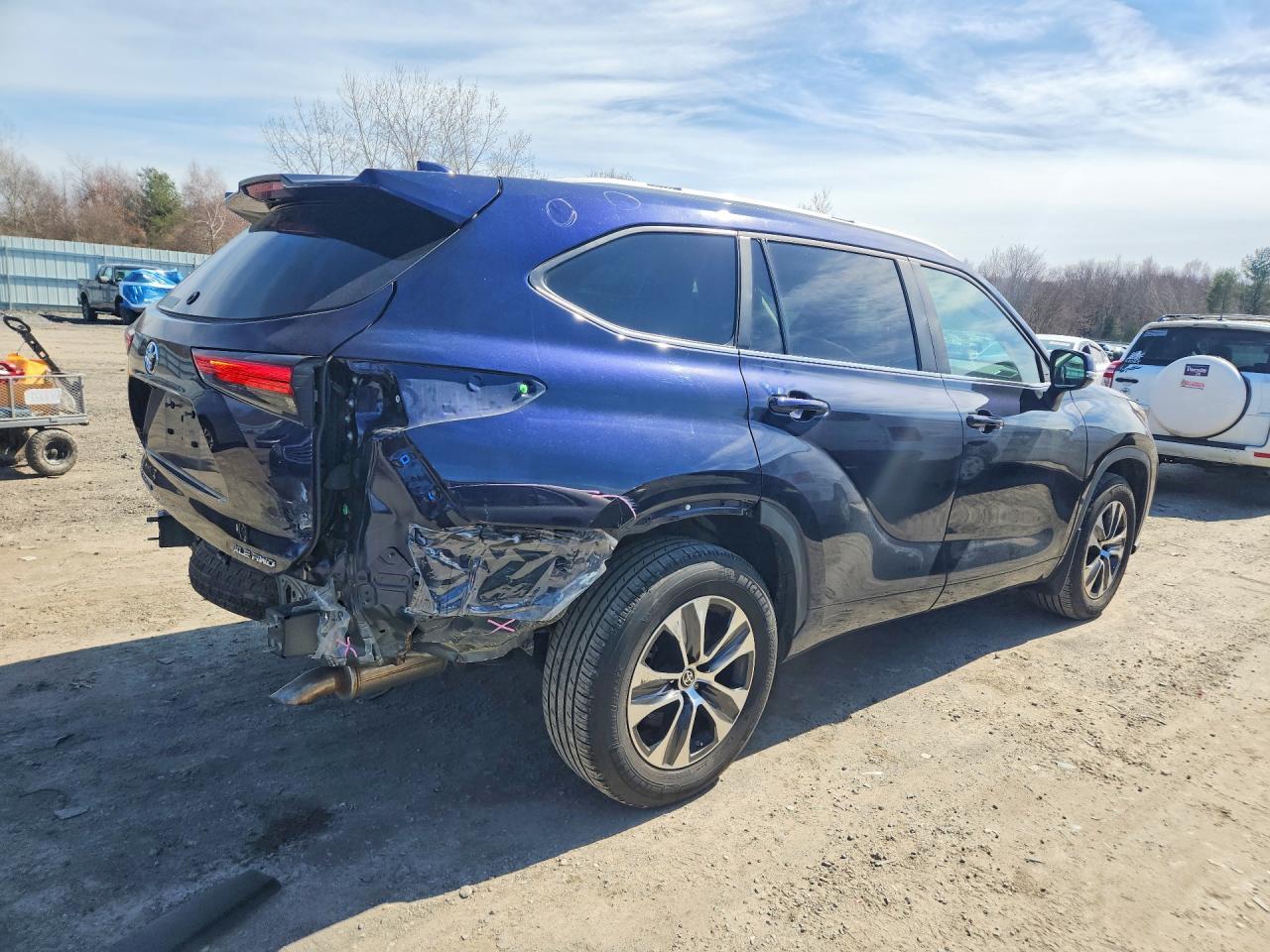 2023 Toyota Highlander Xle - Фото 3