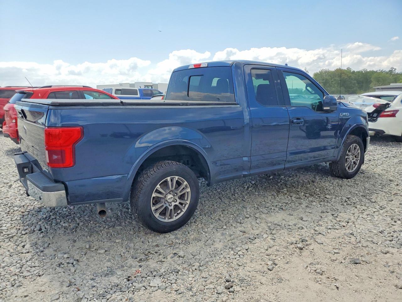 2018 Ford F150 Lariat - Фото 3