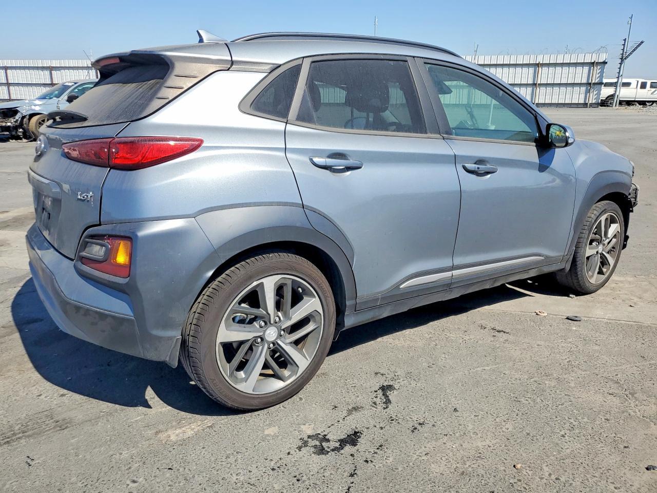 2021 Hyundai Kona Limited - Image 3