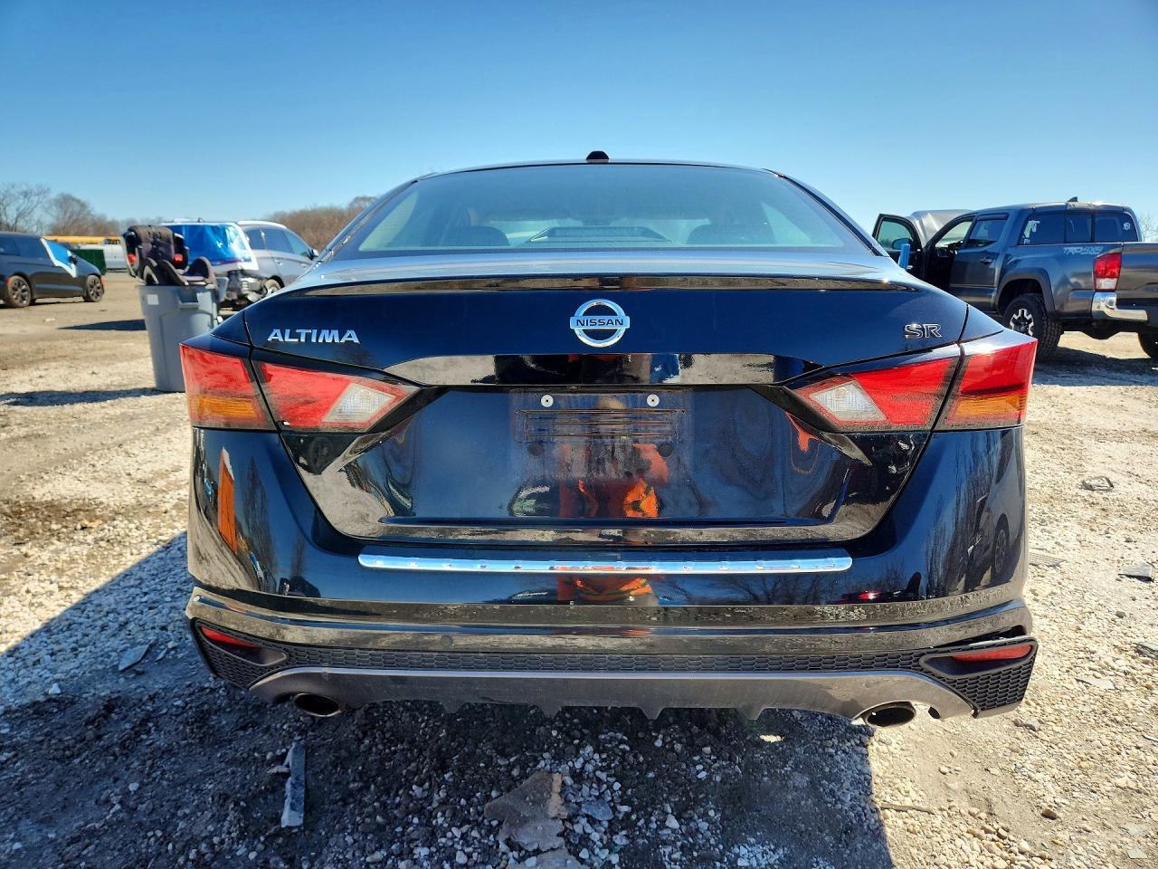 2021 Nissan Altima 2.5 Sr - Image 6