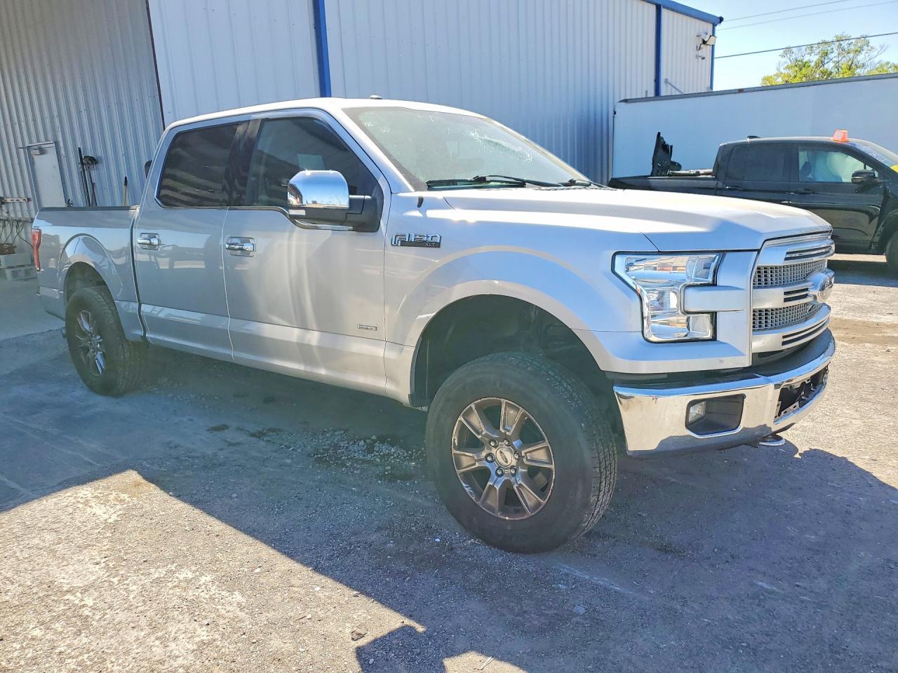 2016 Ford F150 Supercrew - Фото 4