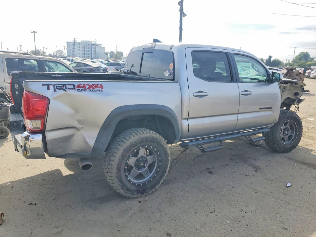 2017 Toyota Tacoma Trd Off-Road - Фото 3