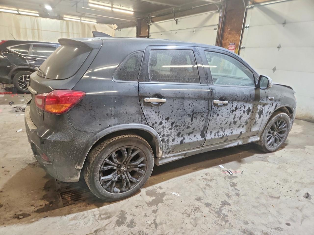 2019 Mitsubishi Outlander Sport Es - Фото 3