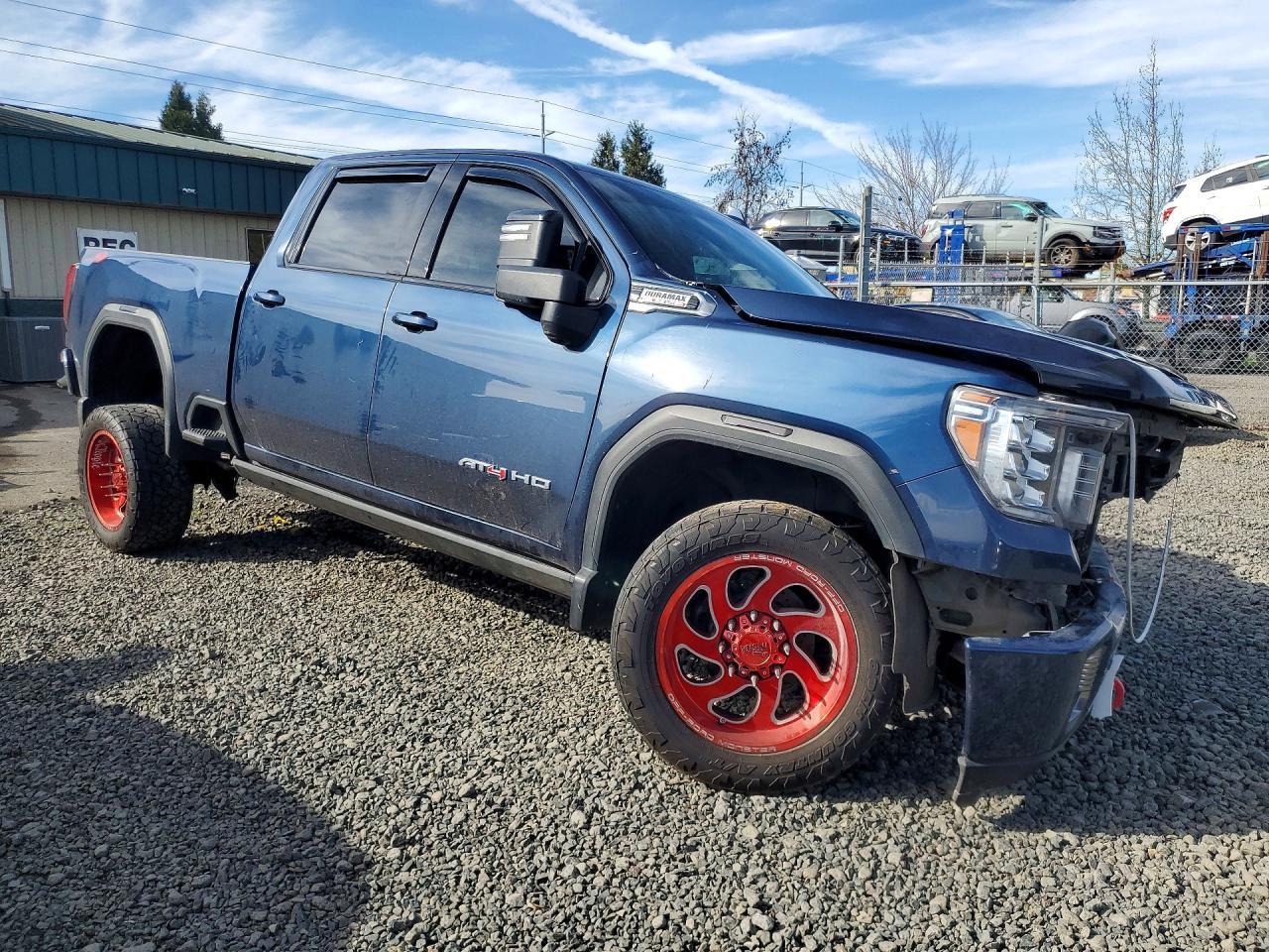 2022 GMC Sierra K2500 At4 - Фото 4