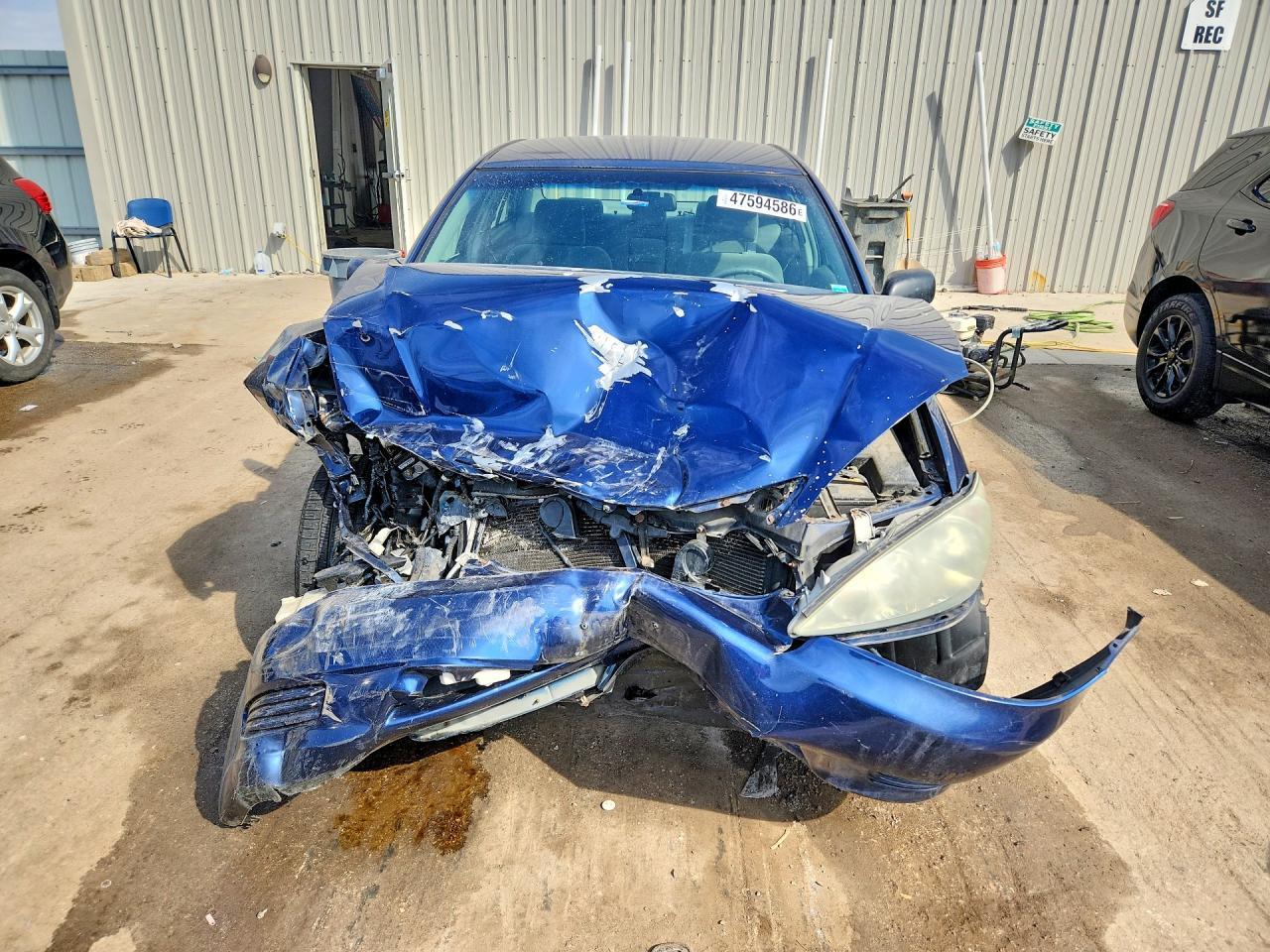 2005 Toyota Camry Le - Image 5