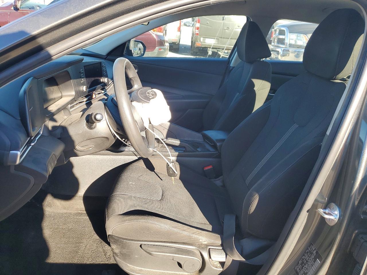 2024 Hyundai Elantra Se - Фото 7