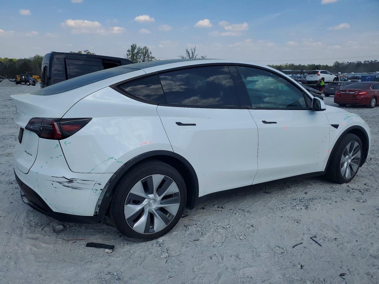2021 Tesla Model Y - Фото 3