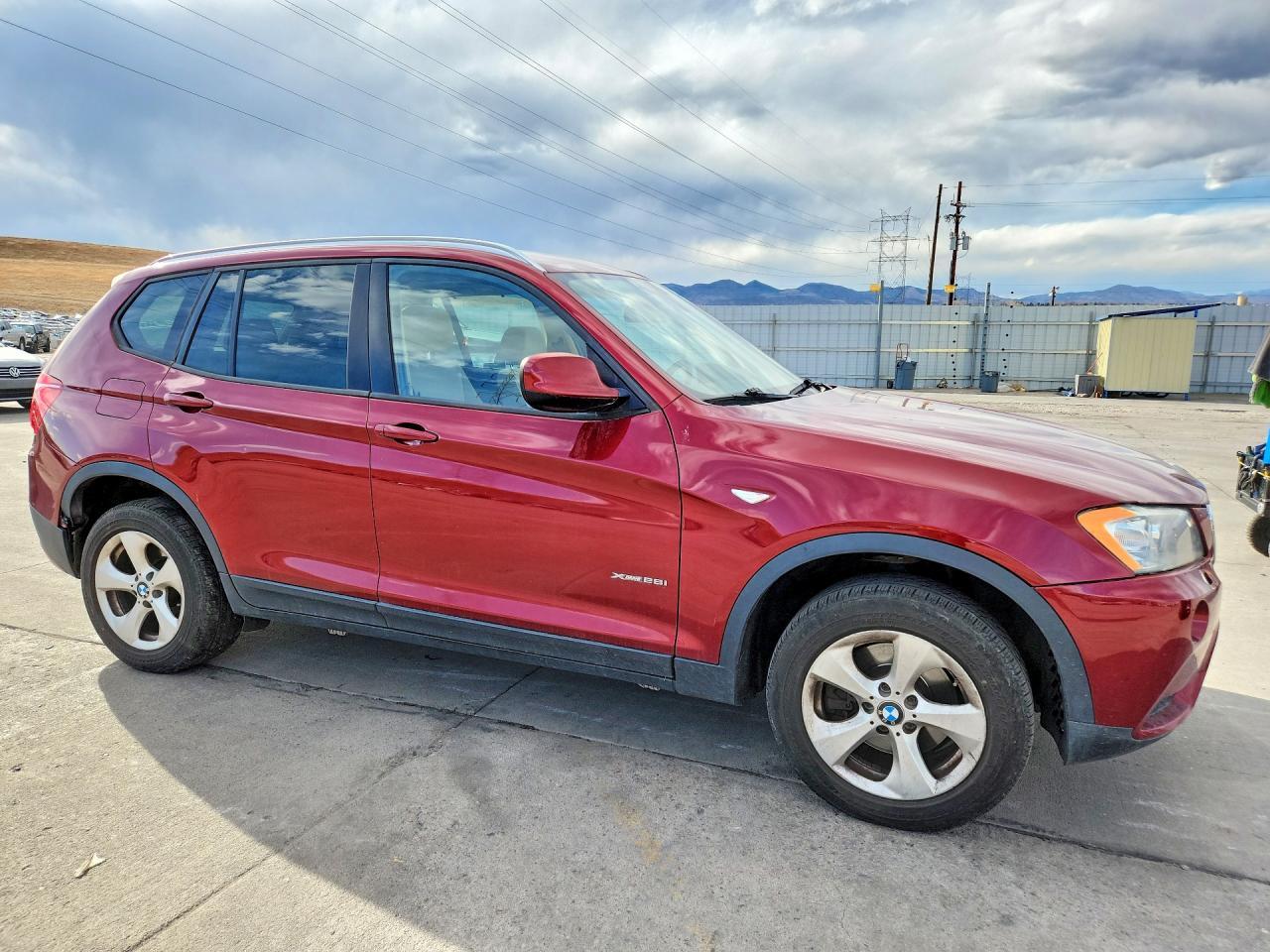 2011 BMW X3 xDrive28I - Image 4