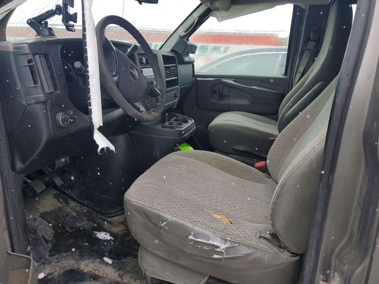 2012 GMC Savana G1500 - Image 7