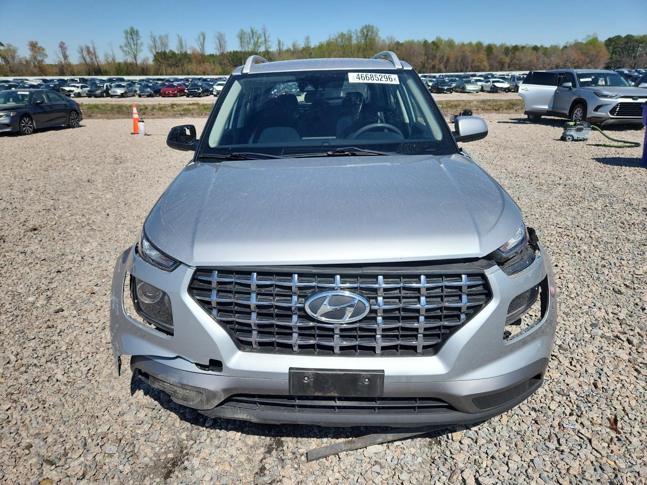 2020 Hyundai Venue Sel - Image 5