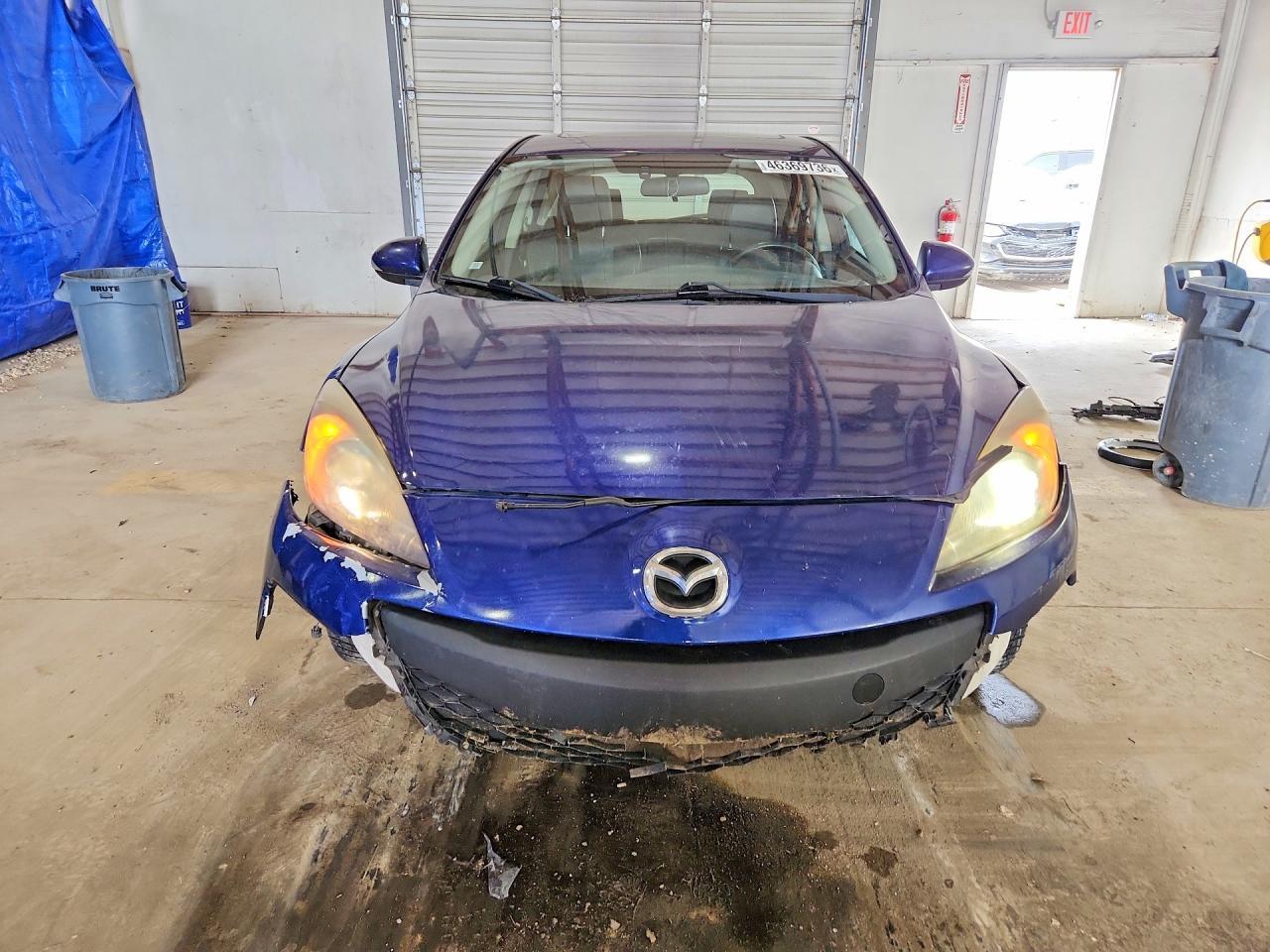 2013 Mazda 3 I - Image 5