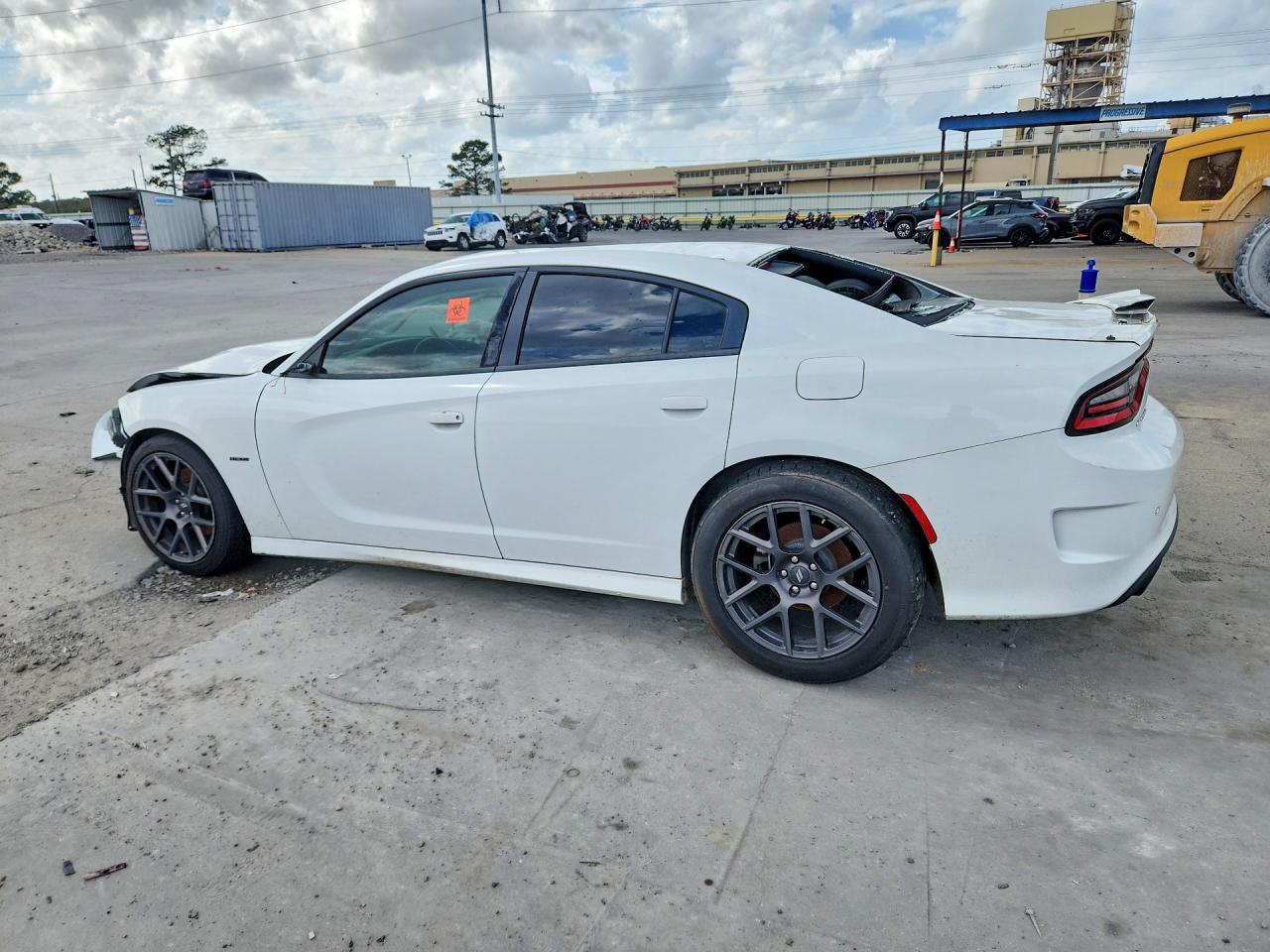 2019 Dodge Charger R - Image 2