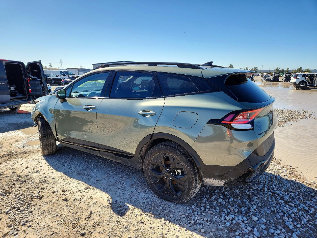 2025 Kia Sportage X-Line - Image 2