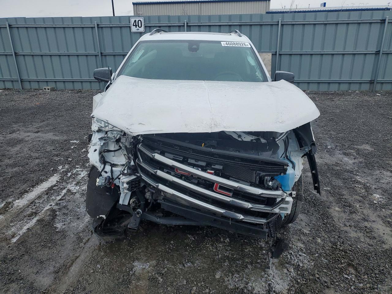 2024 GMC Terrain At4 - Image 5